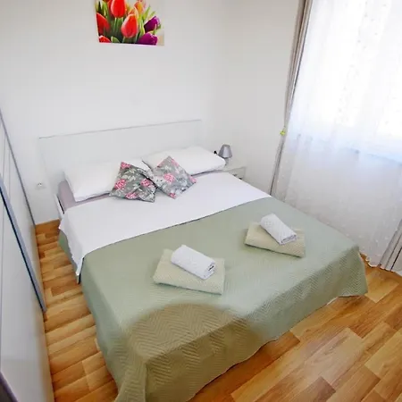 Apartamento Fuer 4 Personen Ca 60 M In Pomer, Istrien Medulin Und Umgebung Pomer